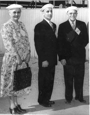 Mrs. Côté-Mercier with her husband Gérard, and Louis Even, in 1959