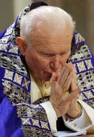 John Paul II praying for Iraq