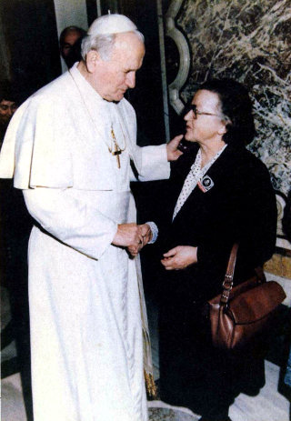 Pope and lady